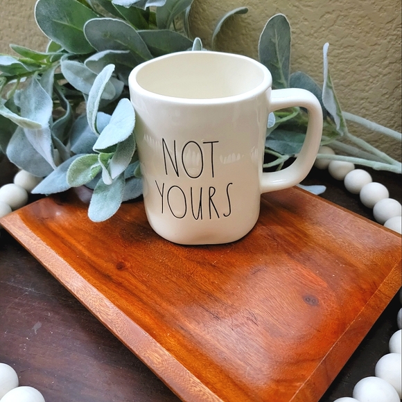 Rae Dunn Mug - Picture 1 of 3